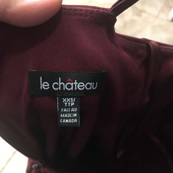 Beautiful Burgundy, mid to knee length dress. - Picture 4 of 12